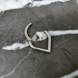 New in 14g | Teardrop V Titanium Hinged Segment Clicker