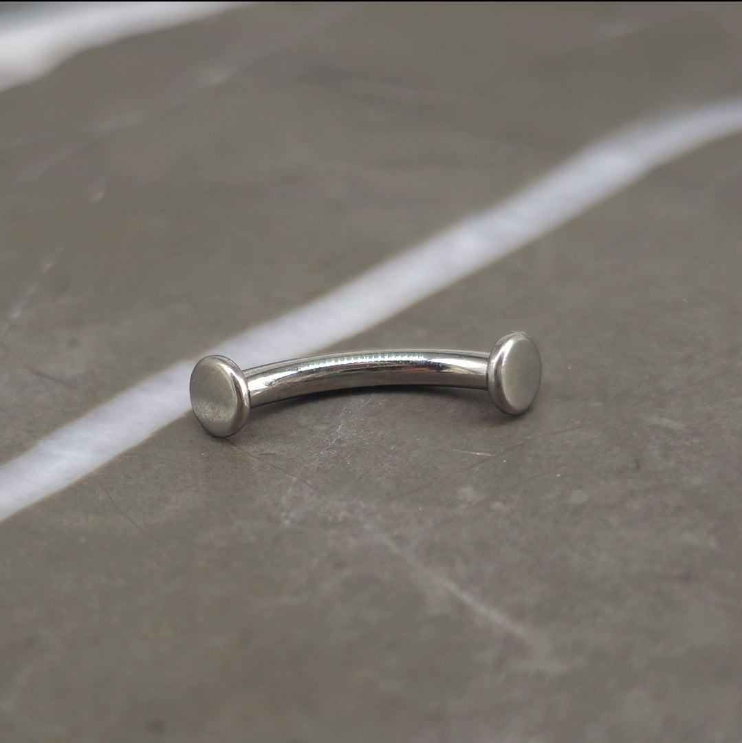 Curved barbell with flat back deals