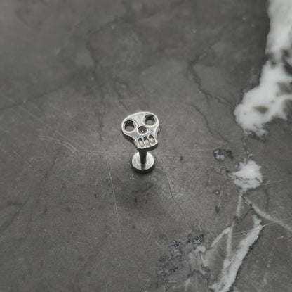 Small Skull Threadless Labret