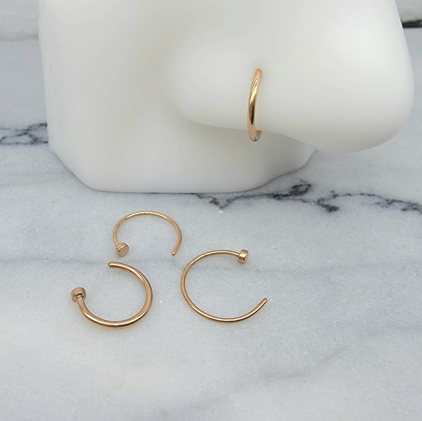 Basic Nostril Hoop in Rose Gold